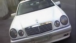 Накладка переднего бампера LORINZER Style Mercedes-Benz E-Class W210 дорестайлинг седан (1996-1999)