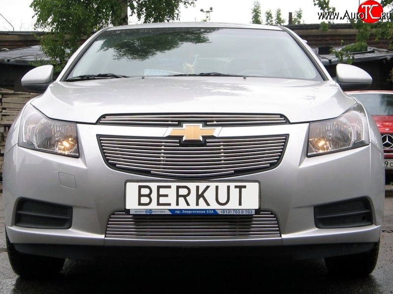 4 399 р. Декоративная вставка воздухозаборника Berkut Chevrolet Cruze J305 хэтчбек дорестайлинг (2009-2012)  с доставкой в г. Тольятти