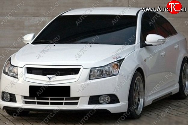 2 999 р. Решётка радиатора Road Runs style Chevrolet Cruze J305 хэтчбек дорестайлинг (2009-2012) (Неокрашенная)  с доставкой в г. Тольятти