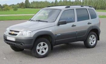 9 399 р. Рейлинги крыши АПС  Chevrolet Niva  2123 (2002-2020), Лада 2123 (Нива Шевроле) (2002-2021), Лада Нива Трэвел (2021-2025) (Черные, без поперечин)  с доставкой в г. Тольятти. Увеличить фотографию 4