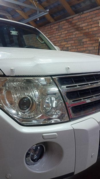 2 289 р. Дефлектор капота CA-Plastiс  Mitsubishi Pajero  4 V90 (2006-2015) дорестайлинг, 1-ый рестайлинг (серия Шелкография белая)  с доставкой в г. Тольятти. Увеличить фотографию 4