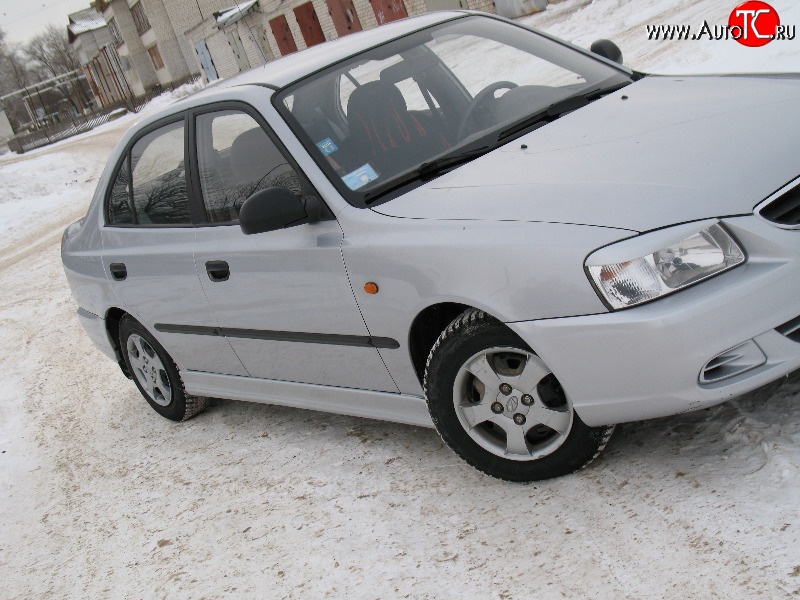 1 299 р. Реснички Classic-Style на фары  Hyundai Accent  седан ТагАЗ (2001-2012) (Неокрашенные)  с доставкой в г. Тольятти