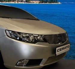 Декоративная вставка решетки радиатора Novline KIA Cerato 2 TD седан (2008-2013)