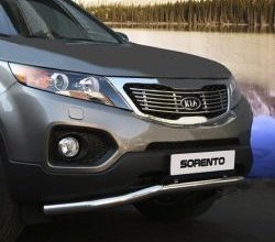 Декоративная вставка решетки радиатора Novline (d16 мм) (рестайлинг) KIA Sorento XM дорестайлинг (2009-2012)