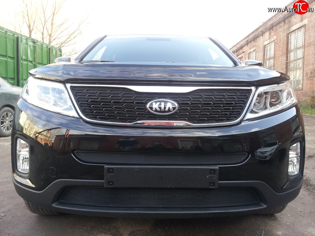 1 469 р. Нижняя сетка на бампер Russtal (черная) KIA Sorento XM рестайлинг (2012-2015)  с доставкой в г. Тольятти