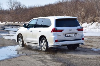 18 649 р. Защита порогов из трубы Ø51 Petroil Tuning Lexus LX450d J200 2-ой рестайлинг (2015-2022) (Нержавеющая полированная сталь)  с доставкой в г. Тольятти. Увеличить фотографию 2