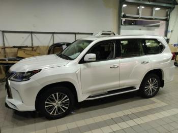 Комплект расширения арок и кузова HEMMES (+35 мм) Lexus LX570 J200 2-ой рестайлинг (2015-2022) ()