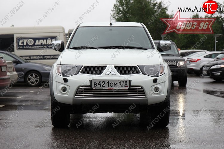 5 489 р. Декоративный элемент воздухозаборника Souz-96 (d16) Mitsubishi L200 5 KK,KL дорестайлинг (2015-2019)  с доставкой в г. Тольятти