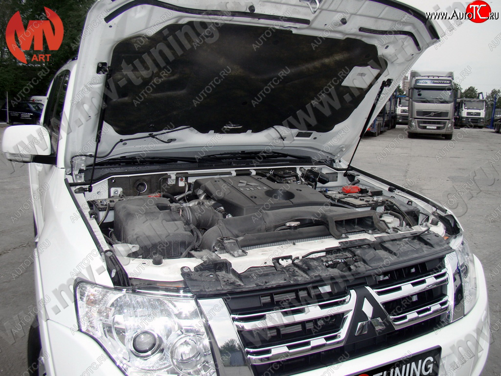 4 099 р. Упор капота MV-Tuning (двойной) Mitsubishi Pajero 4 V80 3 дв. 1-ый рестайлинг (2011-2014)  с доставкой в г. Тольятти