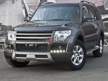 8 199 р. Решётка радиатора BROOMER Design Mitsubishi Pajero 4 V80 дорестайлинг (2006-2011) (Неокрашенная)  с доставкой в г. Тольятти. Увеличить фотографию 2