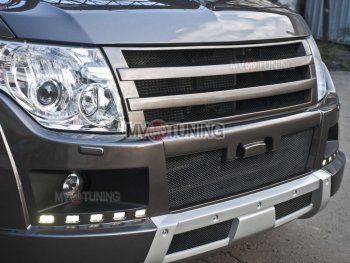 Решётка радиатора BROOMER Design Mitsubishi Pajero 4 V80 дорестайлинг (2006-2011)