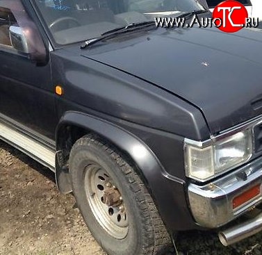 8 799 р. Передние пластиковые крылья Standart Nissan Terrano WD21 дорестайлинг (1985-1995)  с доставкой в г. Тольятти