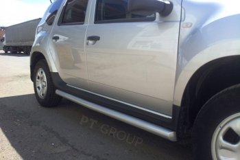 7 249 р. Защита порогов вогнутая из трубы Ø63 Petroil Tuning Nissan Terrano D10 дорестайлинг (2013-2016) (Серебристый (Искра) ППК)  с доставкой в г. Тольятти. Увеличить фотографию 2