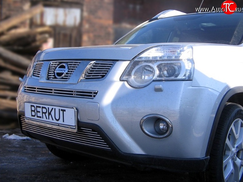 6 999 р. Декоративная вставка воздухозаборника Berkut Nissan X-trail 2 T31 рестайлинг (2010-2015)  с доставкой в г. Тольятти