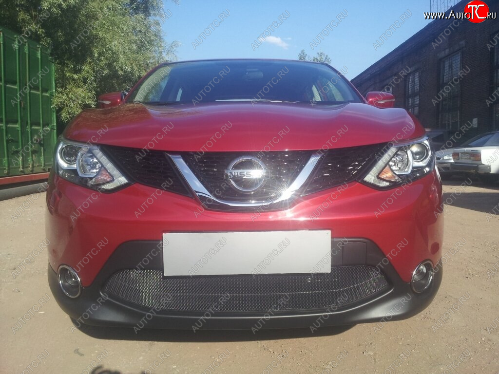 4 099 р. Защитная сетка в бампер (низ, ячейка 3х7 мм) Стрелка11 Стандарт Nissan Qashqai 2 J11 дорестайлинг (2013-2019) (Чёрная)  с доставкой в г. Тольятти