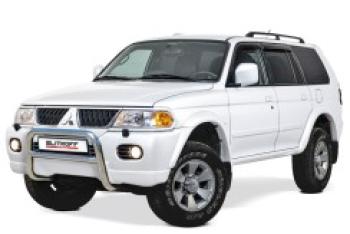 Защита переднего бампера кенгурятник d57 низкий Slitkoff Mitsubishi Pajero Sport PA рестайлинг (2004-2008)