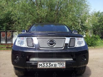 4 299 р. Защитная сетка в бампер (низ, ячейка 3х7 мм) Стрелка11 Стандарт Nissan Navara 2 D40 рестайлинг (2010-2016) (Хром)  с доставкой в г. Тольятти. Увеличить фотографию 4