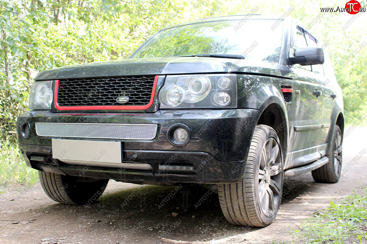 4 599 р. Защитная сетка в бампер (низ, ячейка 4х10 мм) Alfeco Премиум Land Rover Range Rover Sport 1 L320 дорестайлинг (2005-2009) (Хром)  с доставкой в г. Тольятти