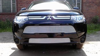 3 799 р. Защитная сетка в бампер (низ, ячейка 3х7 мм) Alfeco Стандарт Mitsubishi Outlander GF дорестайлинг (2012-2014) (Хром)  с доставкой в г. Тольятти. Увеличить фотографию 3