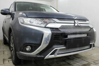 9 749 р. Защитная сетка в бампер (3 части, ячейка 4х10 мм) Alfeco Премиум Mitsubishi Outlander GF 3-ий рестайлинг (2018-2022) (Хром)  с доставкой в г. Тольятти. Увеличить фотографию 2