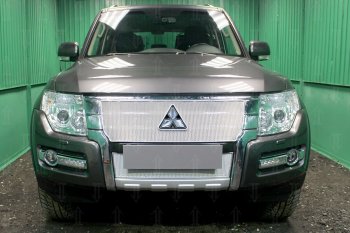 Защитная сетка в бампер (верх, ячейка 4х10 мм) Стрелка11 Премиум Mitsubishi Pajero 4 V90 2-ой рестайлинг (2014-2020) ()