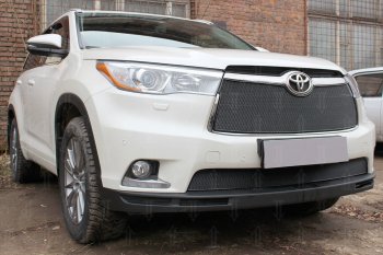 3 999 р. Защитная сетка в бампер (низ, ячейка 4х10 мм) Стрелка11 Премиум Toyota Highlander XU50 дорестайлинг (2013-2017) (Чёрная)  с доставкой в г. Тольятти. Увеличить фотографию 3