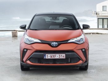 16 999 р. Капот BodyParts Toyota C-HR NGX10, ZGX10 дорестайлинг (2016-2019) (Неокрашенный)  с доставкой в г. Тольятти. Увеличить фотографию 2