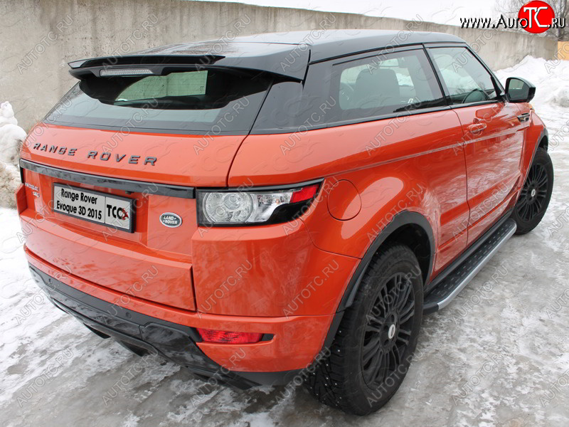 21 349 р. Пороги алюминиевые с пластиковой накладкой, ТСС Тюнинг  Land Rover Range Rover Evoque  1 L538 (2015-2018) рестайлинг 3 дв. (карбон серебро )  с доставкой в г. Тольятти