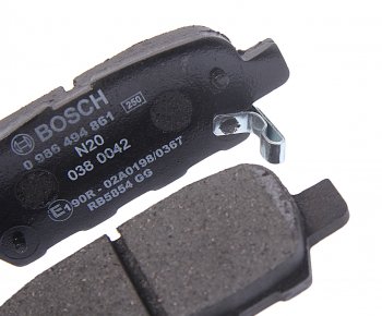 1 239 р. Колодки тормозные задние (4шт.) BOSCH Nissan Tiida 1 седан C11 рестайлинг (2010-2014)  с доставкой в г. Тольятти. Увеличить фотографию 2