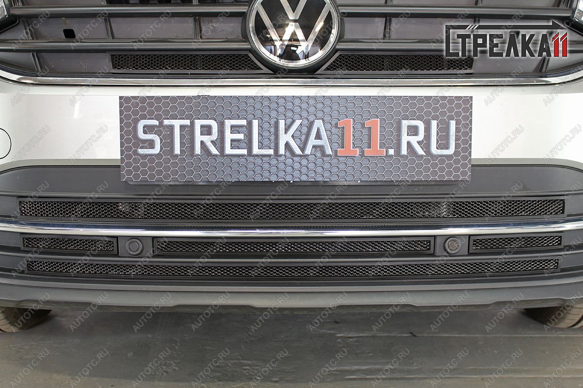 8 299 р. Защита радиатора (низ) Стрелка11 Стандарт Volkswagen Tiguan Mk2 рестайлинг (2020-2022) (черная)  с доставкой в г. Тольятти