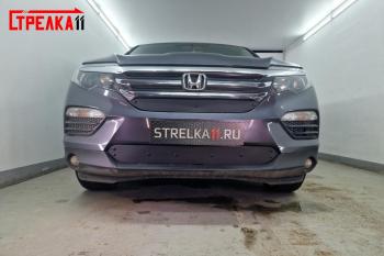 Зимняя заглушка решетки радиатора (верх) Стрелка11 Honda Pilot YF6 дорестайлинг (2016-2019) ()