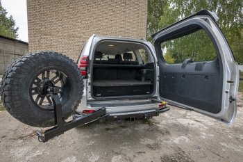 77 999 р. Бампер силовой задний РИФ Toyota Land Cruiser Prado J150 дорестайлинг (2009-2013) (С квадратом под фаркоп, калиткой и подсветкой номера)  с доставкой в г. Тольятти. Увеличить фотографию 9