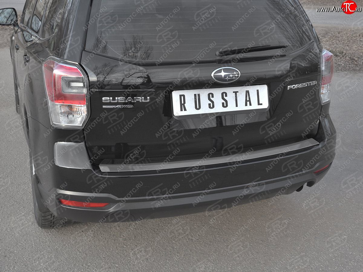 2 599 р. Защитная накладка заднего бампера на Russtal  Subaru Forester  SJ (2016-2019) рестайлинг (Нержавейка полированная)  с доставкой в г. Тольятти