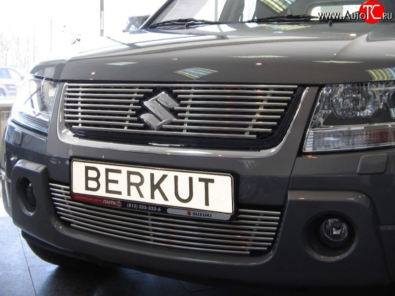 4 389 р. Декоративная вставка решетки радиатора (V2.4/3.2) Berkut Suzuki Grand Vitara JT 3 двери дорестайлинг (2005-2008)  с доставкой в г. Тольятти