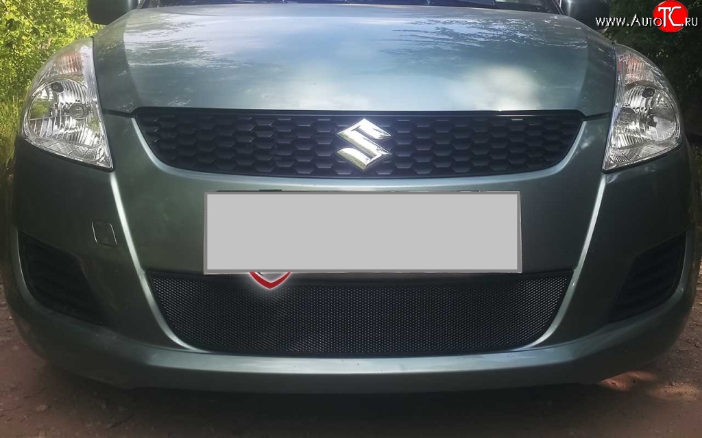 1 469 р. Сетка на бампер Russtal (черная) Suzuki Swift ZC72S дорестайлинг, хэтчбэк 5 дв. (2010-2013)  с доставкой в г. Тольятти