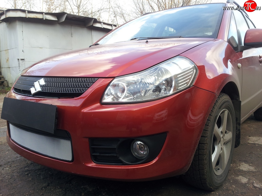 1 539 р. Сетка на бампер (хетчбек) Russtal (хром)  Suzuki SX4  GYA,GYB (2010-2016)  рестайлинг, хэтчбэк  с доставкой в г. Тольятти