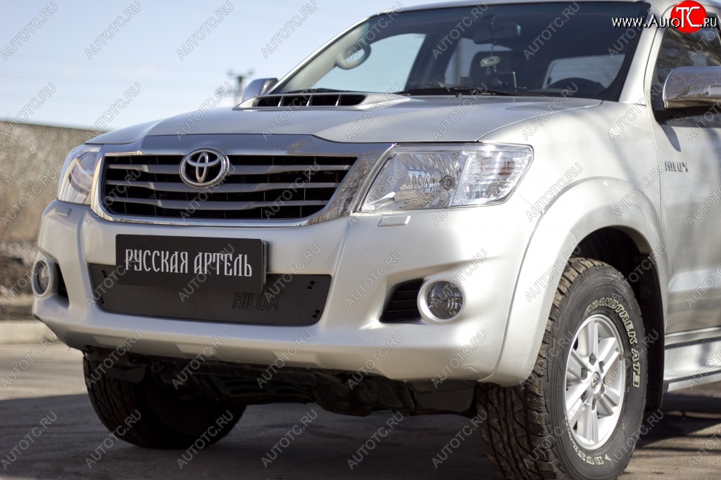 999 р. Зимняя заглушка решетки переднего бампера РА Toyota Hilux AN20,AN30  2-ой рестайлинг (2011-2016)  с доставкой в г. Тольятти