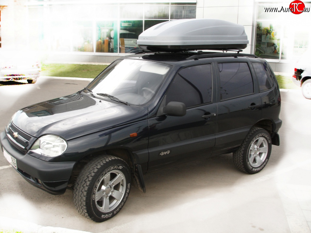 3 299 р. Рейлинги Лидер-премиум на автомобиль Chevrolet Niva 2123 дорестайлинг (2002-2008) (Цвет: чёрный)  с доставкой в г. Тольятти