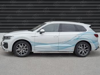 30 649 р. Защита порогов (Ø120х60 мм с проступью, нержавейка) Russtal Volkswagen Touareg CR (2018-2024)  с доставкой в г. Тольятти. Увеличить фотографию 3