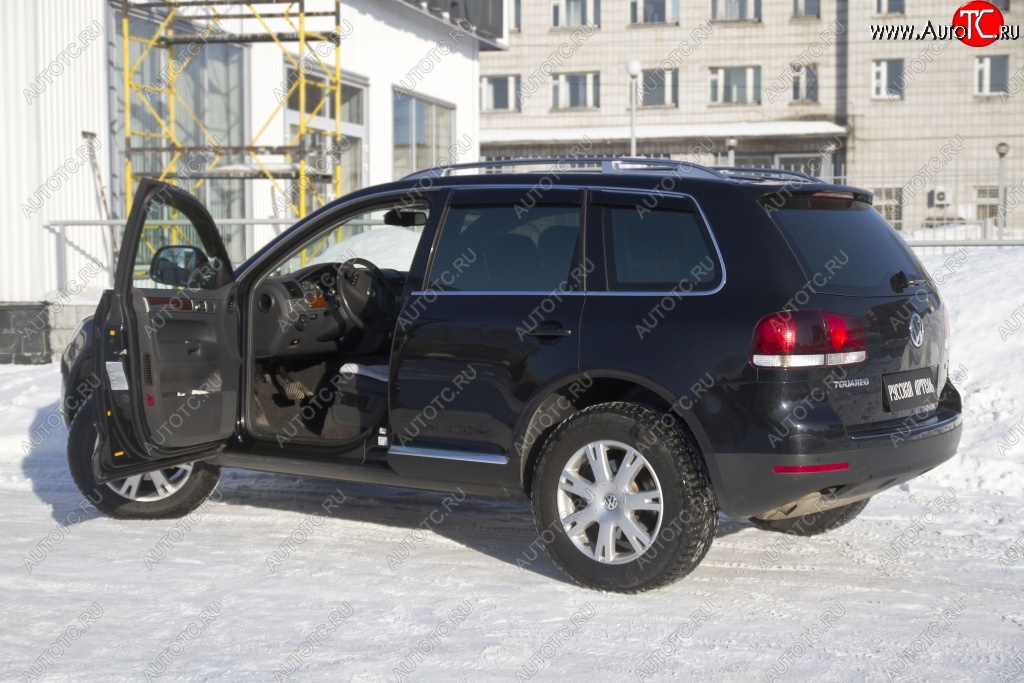 1 649 р. Накладки на внутренние пороги передних дверей RA Volkswagen Touareg GP рестайлинг (2006-2010)  с доставкой в г. Тольятти